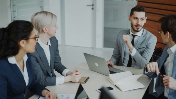 Comment réussir un bon management en milieu professionnel ??