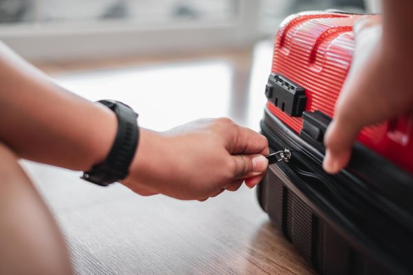 Gestion des lockers : comment renforcer la sécurité de ses bagages ?