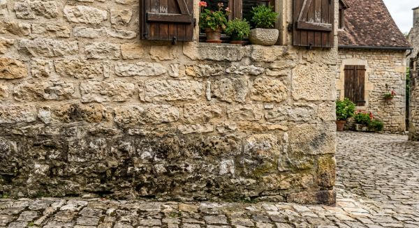 Remontée capillaire : des solutions efficaces pour protéger votre maison